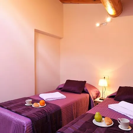 Sleeps 4 Pool Appartement *